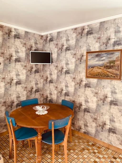 Appartement Musee Le Jour-J Ouistreham Esterno foto