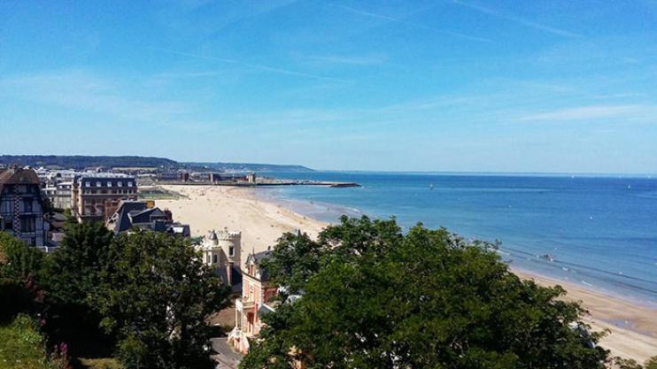 Appartement Musee Le Jour-J Ouistreham Esterno foto